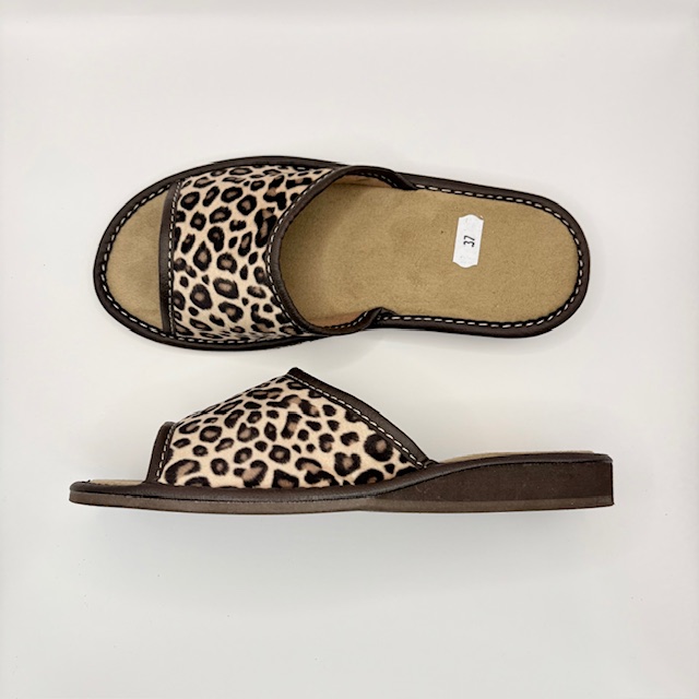 Kapcie panterka pełne - zdjęcie 2