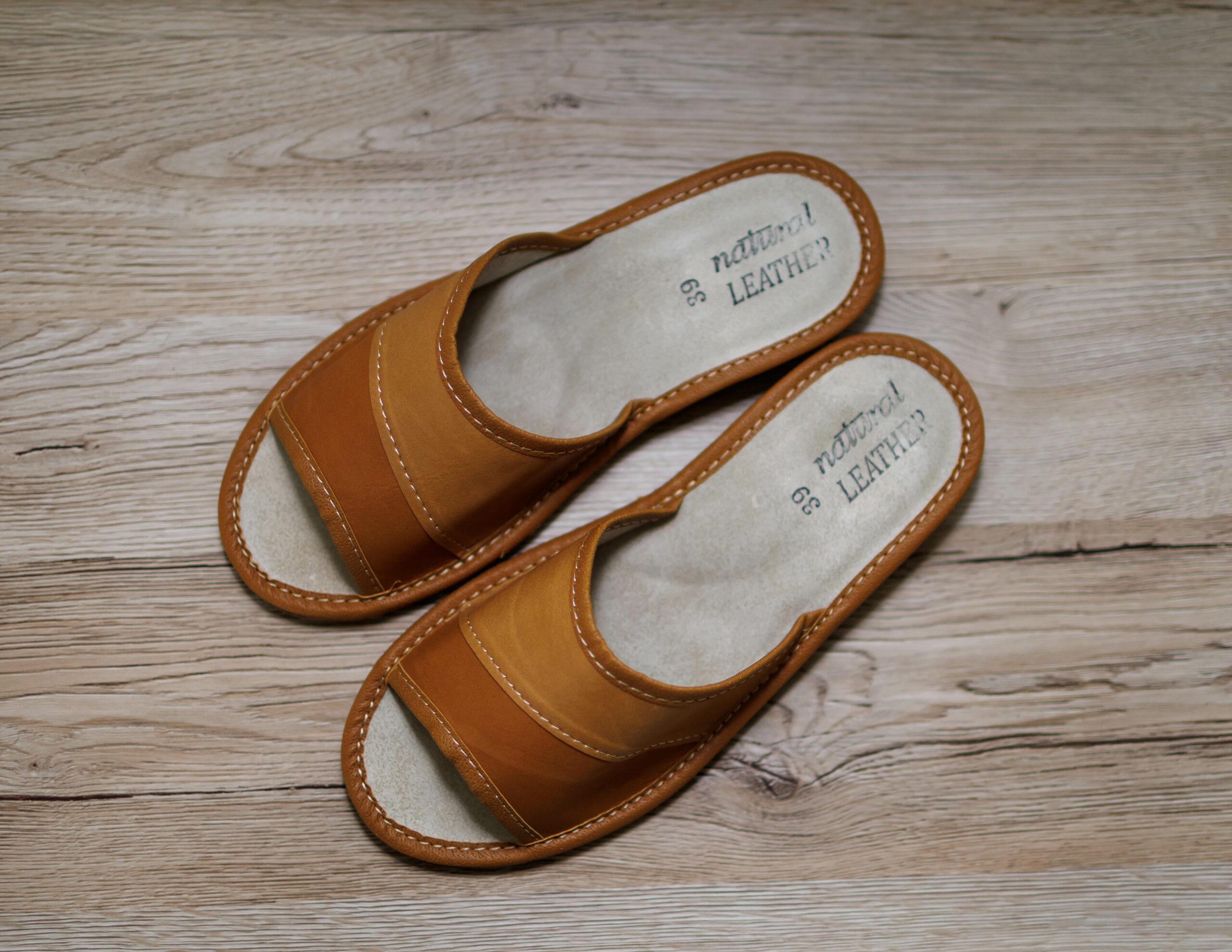 Kapcie damskie „Skos”